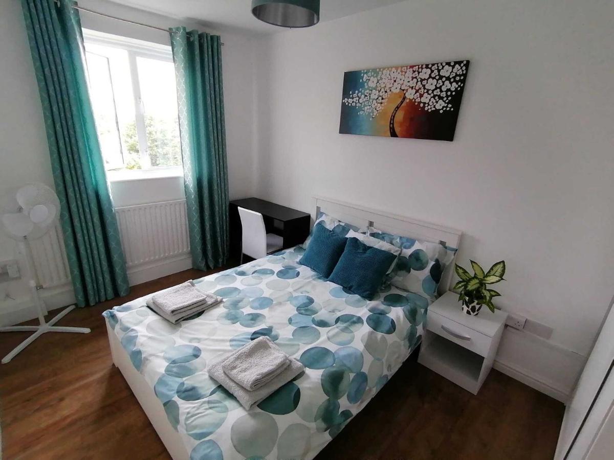 White City Apartment, Your London Stay Ngoại thất bức ảnh