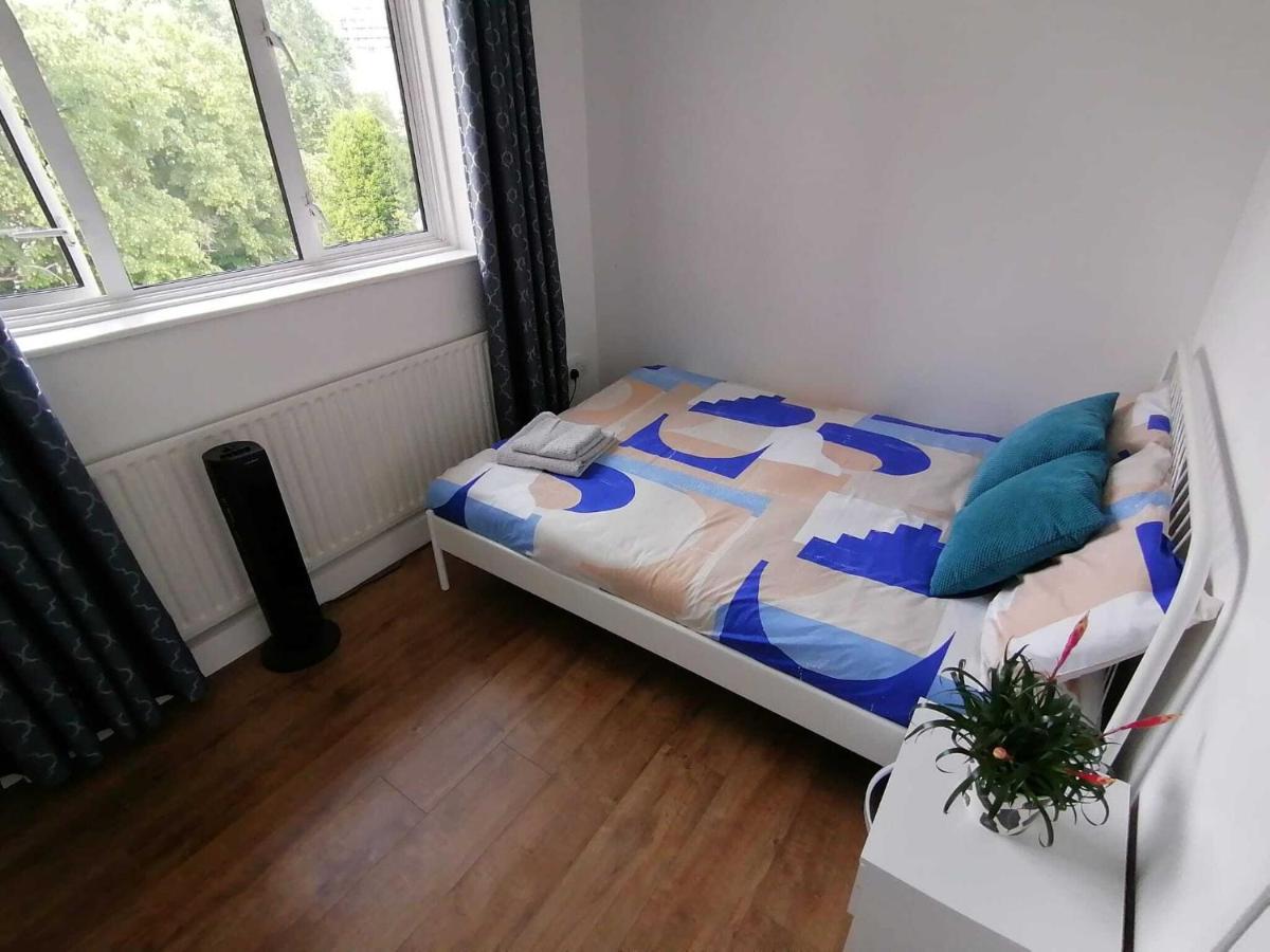White City Apartment, Your London Stay Ngoại thất bức ảnh